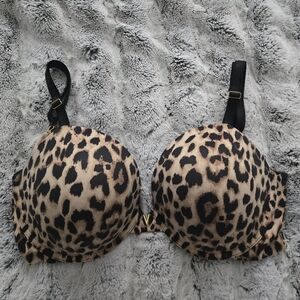 Victoria's Secret Leopard Push-Up  Bra - Like New - 36DDD / 36F